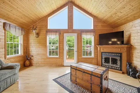 46 Kelly Rd, Stark, NH 03582