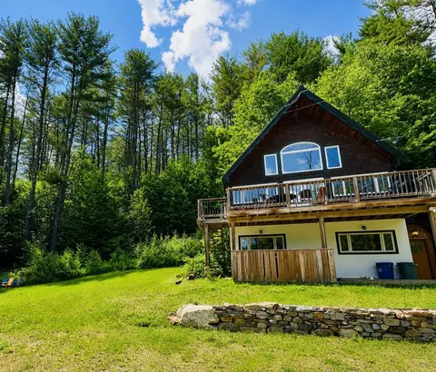 163 Howe Farm Rd, Jamaica, VT 05343