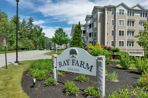24 Willey Creek Rd #208, Exeter, NH 03833