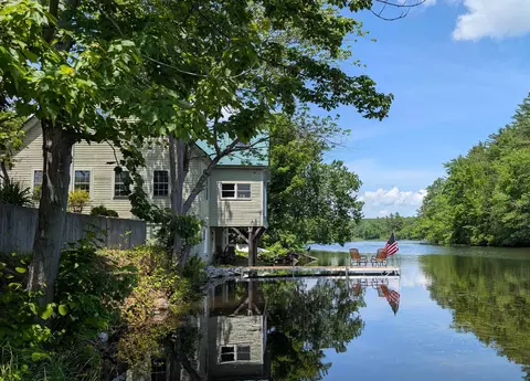 30 Riverside Dr, Ashland, NH 03217