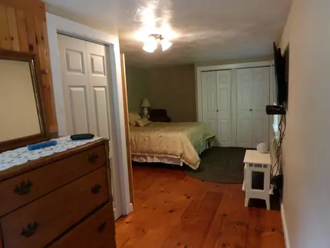Bedroom - 252 Spring Rd, Tunbridge, VT 05077 photo 2 of 5