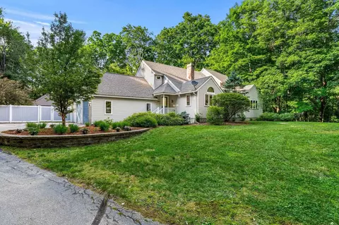 301 N Amherst Rd, Bedford, NH 03110