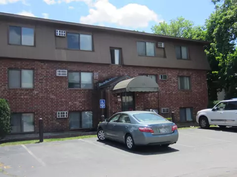 55 Log St #2-C, Manchester, NH 03102