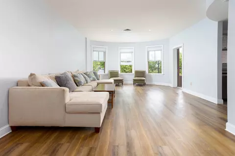 Living - 40 College St #204C, Burlington, VT 05401 photo 1 of 4