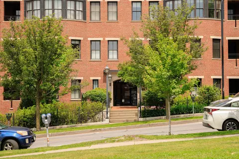 Exterior - 40 College St #204C, Burlington, VT 05401 photo 4 of 9