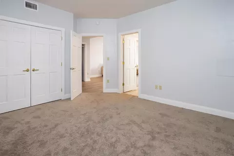 Bedroom - 40 College St #204C, Burlington, VT 05401 photo 2 of 2