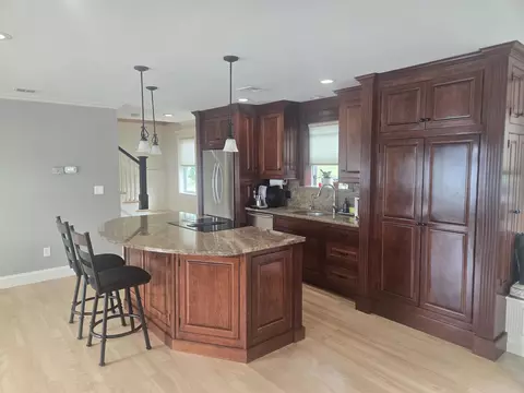 Kitchen - 35 N Shore Rd, Derry, NH 03038 photo 4 of 7