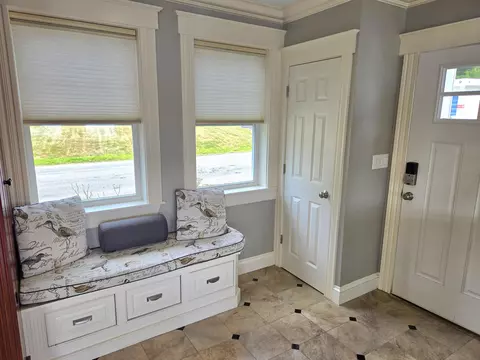 Entry Way - 35 N Shore Rd, Derry, NH 03038 photo 2 of 3