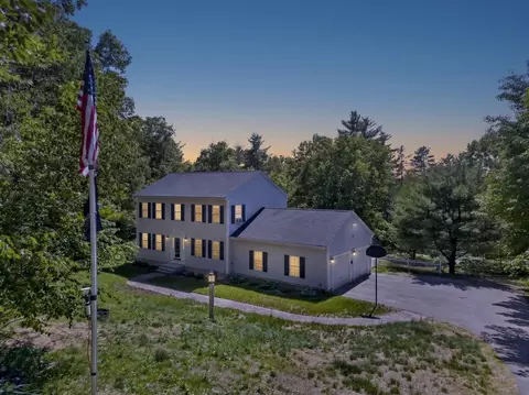 71 Oak Hill Rd, Northfield, NH 03276