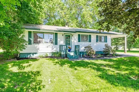 270 Winters Ln, Alburgh, VT 05440