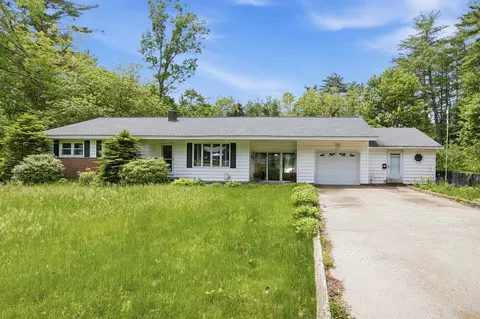 219 Plain Rd, Hinsdale, NH 03451