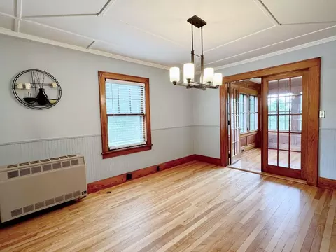 Dining - 10 Beech St, Franklin, NH 03235 photo 2 of 3