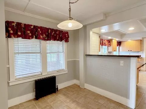 Dining - 10 Beech St, Franklin, NH 03235 photo 1 of 3
