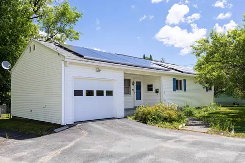 375 Concord Ave, Saint Johnsbury, VT 05819