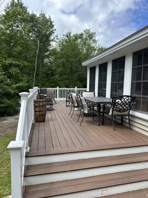 Exterior - 10 Oriole Rd, Windham, NH 03087 photo 7 of 10
