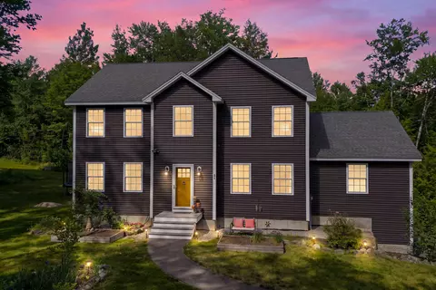 594 Kearsarge Ave, Hopkinton, NH 03229