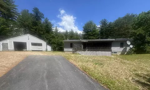 99 Pine Ridge Rd, Middleton, NH 03887