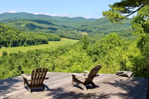 1100 Houghtonville Rd, Grafton, VT 05146