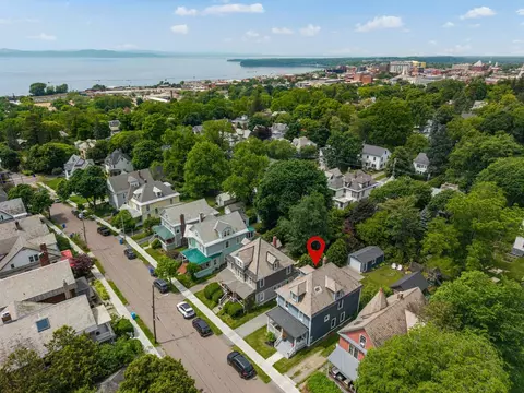 54 Bayview St, Burlington, VT 05401