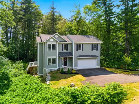 57 Hardy Rd, Londonderry, NH 03053