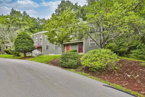 1465 Hooksett Rd #23, Hooksett, NH 03106