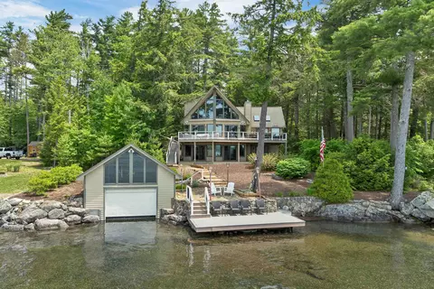 101 Eastman Shore Rd S, Laconia, NH 03246