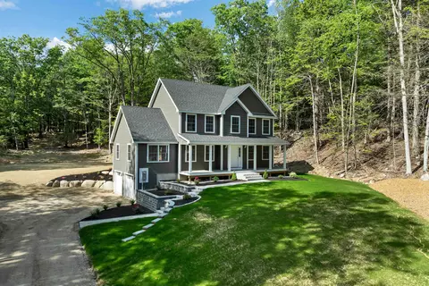 63 Mount Delight Rd, Deerfield, NH 03037