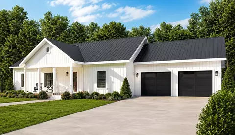 86 Spring St, Farmington, NH 03835