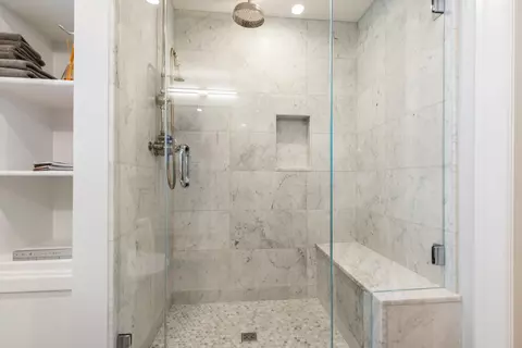 Bath - 12 Willow Ave, North Hampton, NH 03862 photo 7 of 8