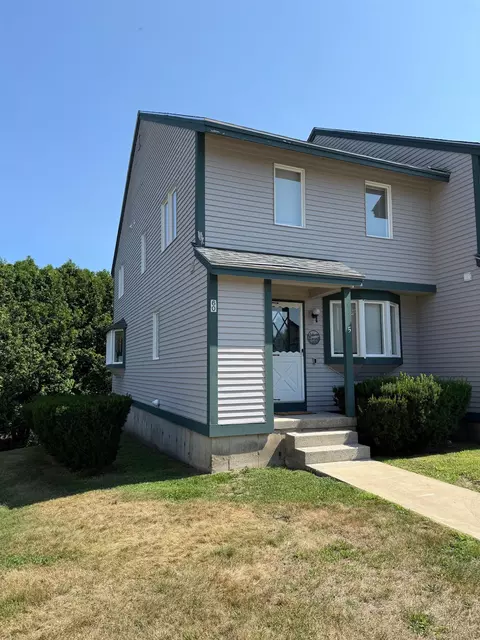 60 Wellington Village Dr #5, Bristol, NH 03222