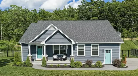 22 Kendall Ln, Raymond, NH 03077