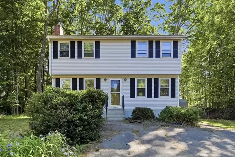8 Nasturtium Ter, Concord, NH 03303