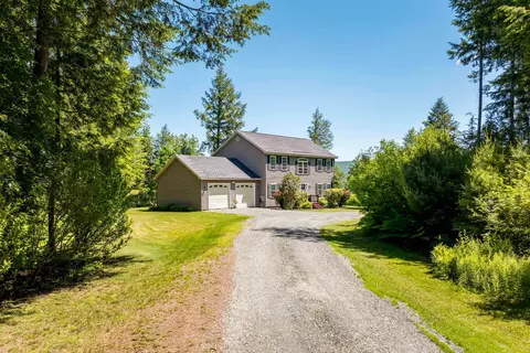 46 Davenport Ln, Quechee, VT 05059