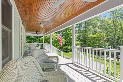 Exterior - 5 Lloyd Rd, Wolfeboro, NH 03894 photo 2 of 9