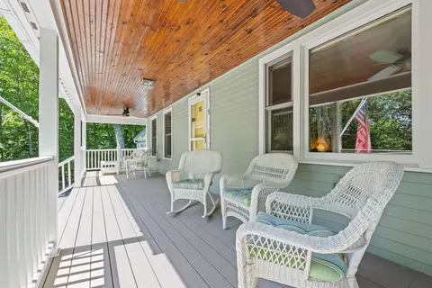 Exterior - 5 Lloyd Rd, Wolfeboro, NH 03894 photo 3 of 9