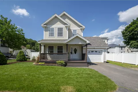 75 Mcduffie St, Manchester, NH 03102