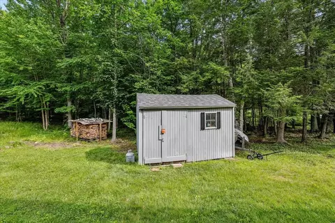 Exterior - 17 Almeda Ln, Hooksett, NH 03106 photo 7 of 16