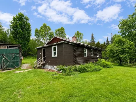 204 Chickwolnepy Rd, Milan, NH 03588