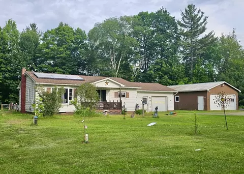 1745 Vt Route 100, Lowell, VT 05847