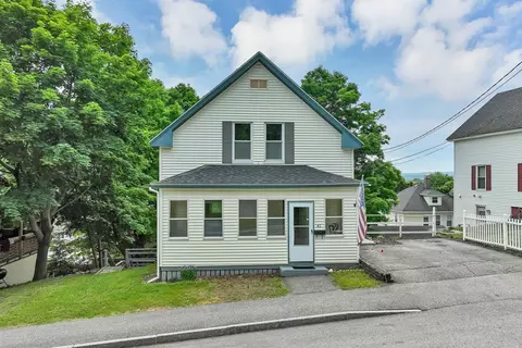 41 Dixon St, Laconia, NH 03246