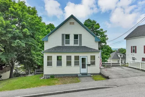 41 Dixon St, Laconia, NH 03246