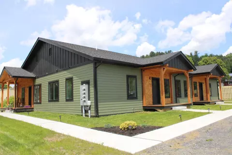 481 B Gilman Rd #B, Lyndon Center, VT 05850