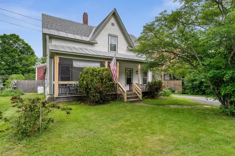 217 S Pleasant St, Bradford, VT 05033