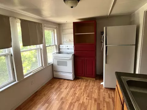 Kitchen - 154 Main St, Winooski, VT 05404 photo 3 of 5