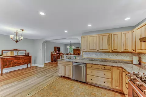 Kitchen - 3310 Main St, Bethlehem, NH 03574 photo 2 of 3