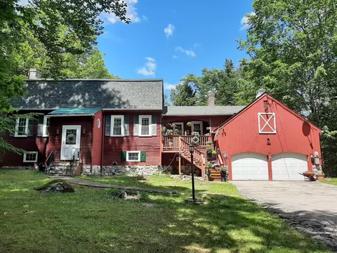 58 W Ledge Rd, Glen, NH 03838