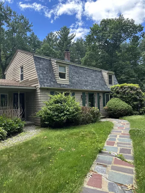 55 Thorton West Rd, Merrimack, NH 03054