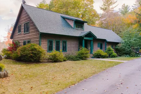 216 Old Forest Rd, Stoddard, NH 03464