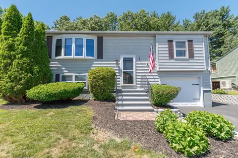 96 Ellingwood St, Manchester, NH 03103