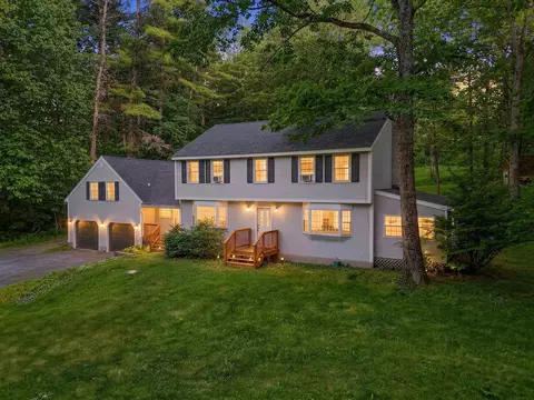 25 Pinneo Hill Rd, Hanover, NH 03755